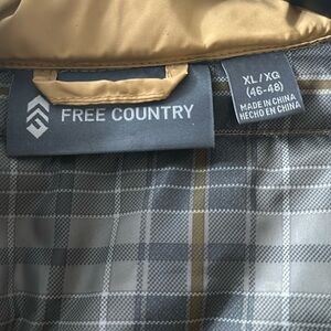 Men’s puffer vest NWT